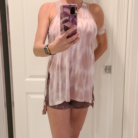 Express Shortie Low Rise Jean Shorts. - Picture 10 of 11